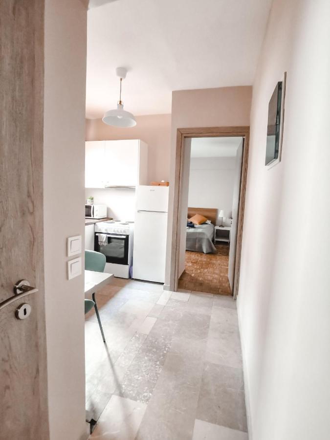 Tip Top Apartment Chalkida Luaran gambar