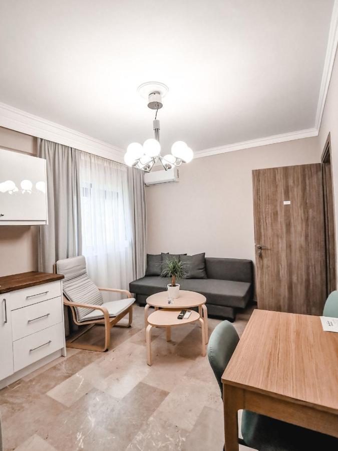 Tip Top Apartment Chalkida Luaran gambar