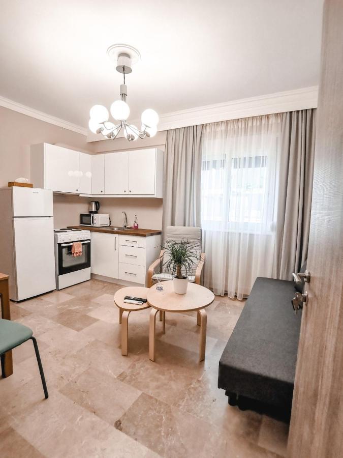 Tip Top Apartment Chalkida Luaran gambar