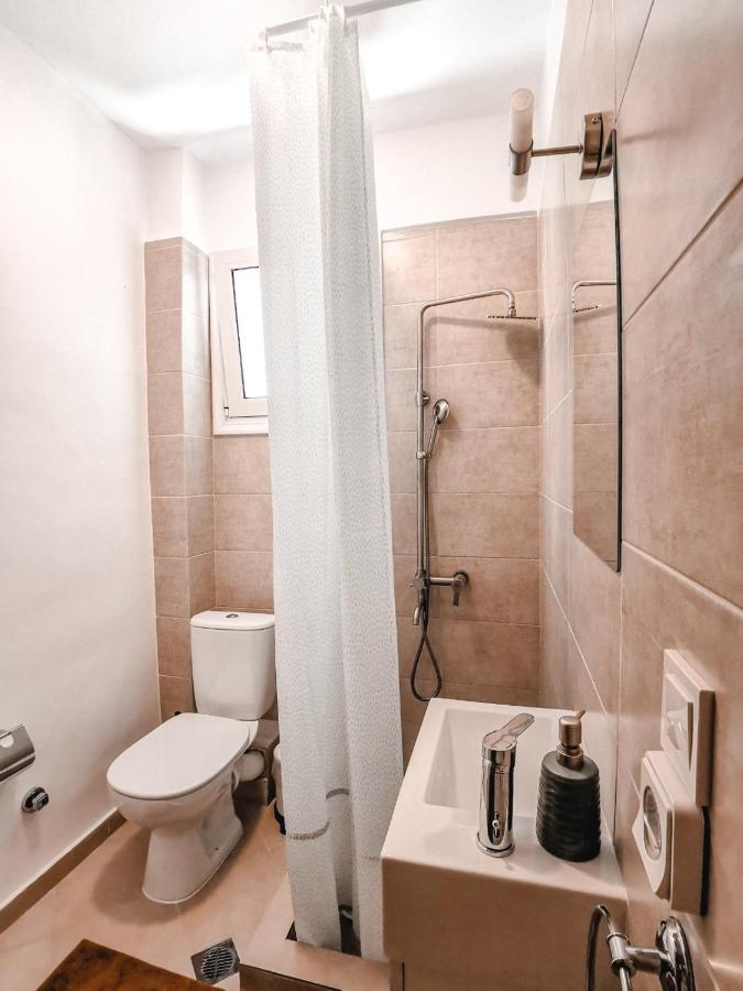 Tip Top Apartment Chalkida Luaran gambar